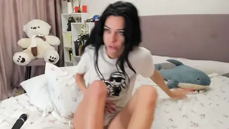 Shadow_Dance webcam model stream image