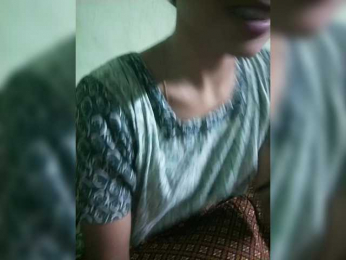 YourAadhya webcam model stream image