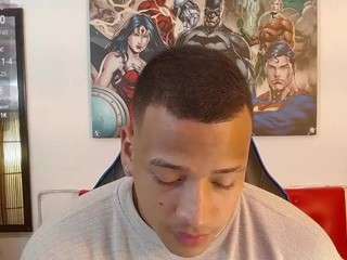 max-turner1 webcam model stream image