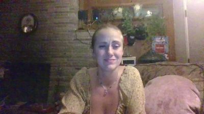 clumsylink webcam cam4 model stream image