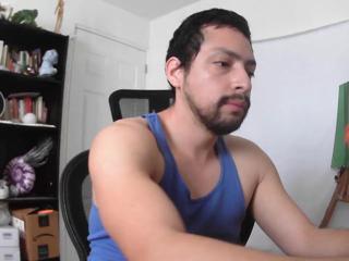 Andres Arrieta webcam model stream image