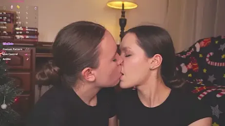 VirginiaRowe webcam model stream image