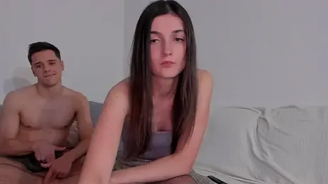 YoungSquad webcam model stream image