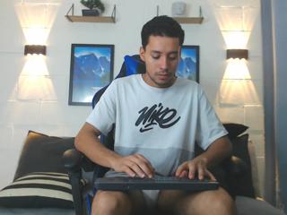 Dylan Athens webcam model stream image