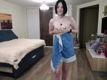 Kiraily webcam model stream image