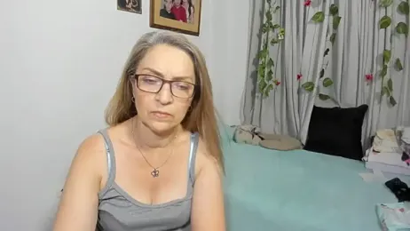 D-yanamilf webcam model stream image