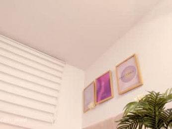 lucy__loud webcam model stream image