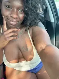 shejuicier webcam model stream image