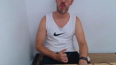 toureiffel89 webcam model stream image