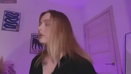 _MayShy_ webcam model stream image