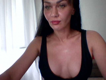 TayaDeluxe webcam bongacams model stream image