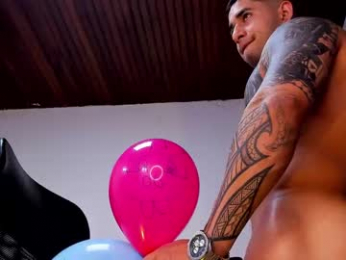 king_falconer webcam model stream image