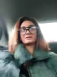 RiskyViolet webcam model stream image