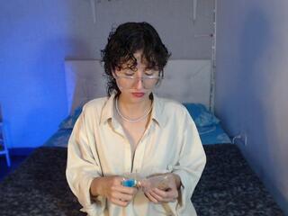 Margot Zurich webcam model stream image