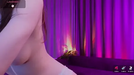 UrLittleVikky webcam stripchat model stream image