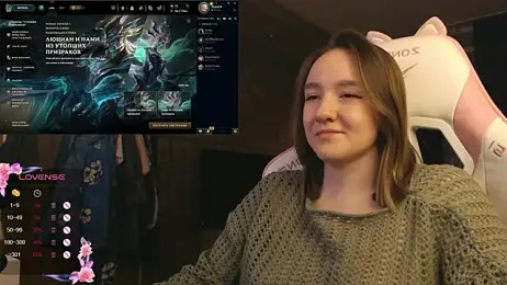 MoonlishSiren webcam stripchat model stream image