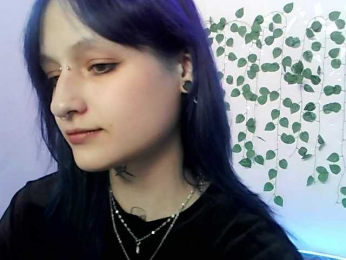 EsterErdmond webcam model stream image