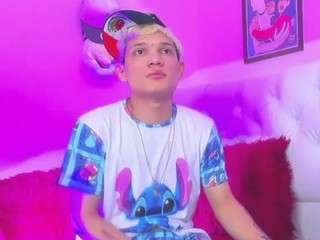 stronger-boy webcam camsoda model stream image