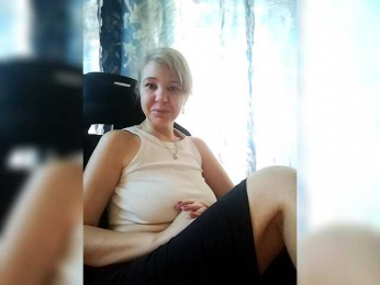 Asya2-2 webcam model stream image