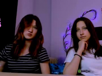 laura_queen_ webcam model stream image