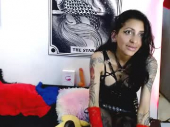 khaleesy13 webcam model stream image