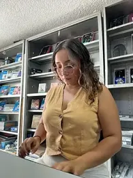 Kay_LustyWife webcam model stream image