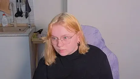 soft_focus webcam model stream image
