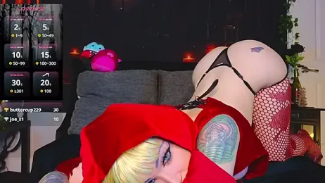 Ivey_Strigoi webcam model stream image
