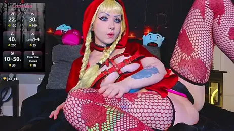 Ivey_Strigoi webcam stripchat model stream image
