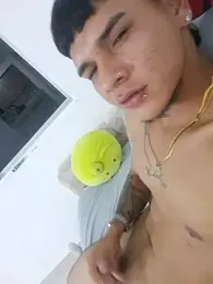 chico_horney69 webcam model stream image