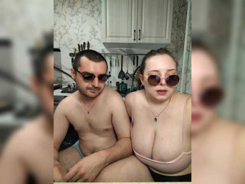 Red-rooms webcam model stream image