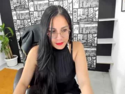 aghata_moon webcam model stream image