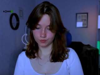 queen-tasty webcam model stream image