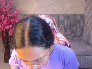 zhara-rose-s webcam model stream image