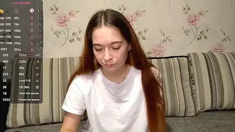 KissKarina webcam model stream image