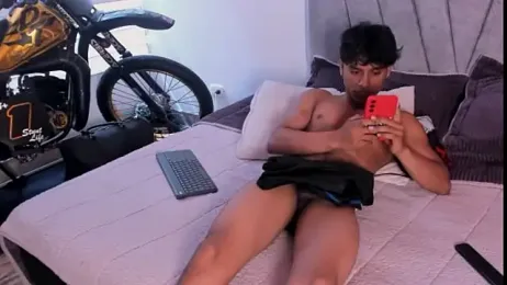 ZYZZ1312 webcam model stream image