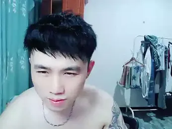 Azyrrgg webcam model stream image
