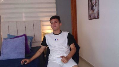 Liam_boy_cum_ webcam model stream image
