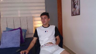 Liam_boy_cum_ webcam model stream image