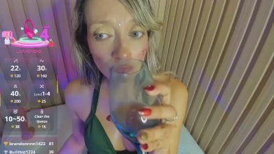 emma_collson webcam cam4 model stream image