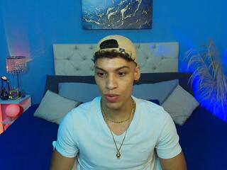 Kleyton Jones webcam model stream image