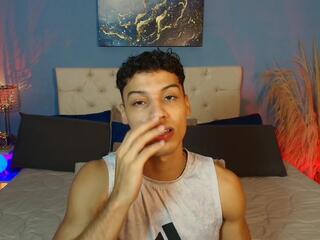 Kleyton Jones webcam model stream image