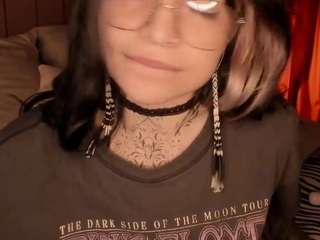 anne-cherrydh webcam model stream image