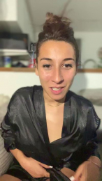 Lyly_laurensaa webcam model stream image