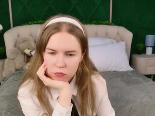 Alida Brace webcam model stream image