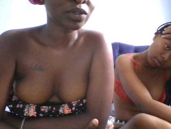 Slutgals2 webcam model stream image