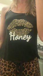 tuahelena webcam model stream image