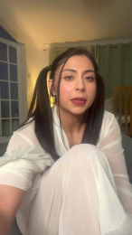 Yeahyeahyeah247 webcam model stream image