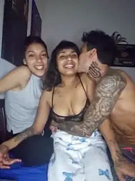 latina18xxx webcam model stream image