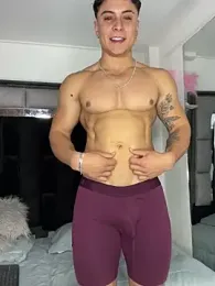 MR_MUSCLE webcam model stream image